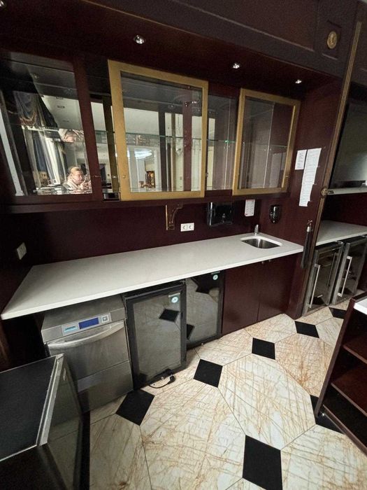 Wyposażenie gastronomii - witryna barowa