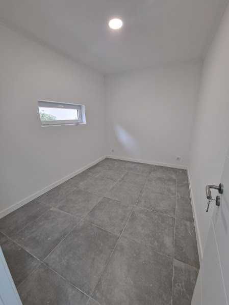 Aplicação de Pladur, Tectos falsos, divisórias em pladur e Pintura.