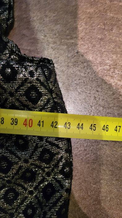 Czarno-złota Sukienka Mohito rozm.36