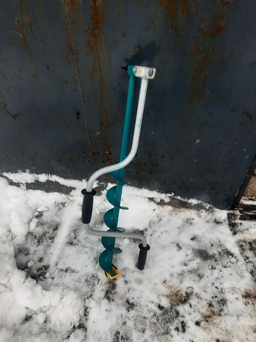 Продам ледобур тонар.