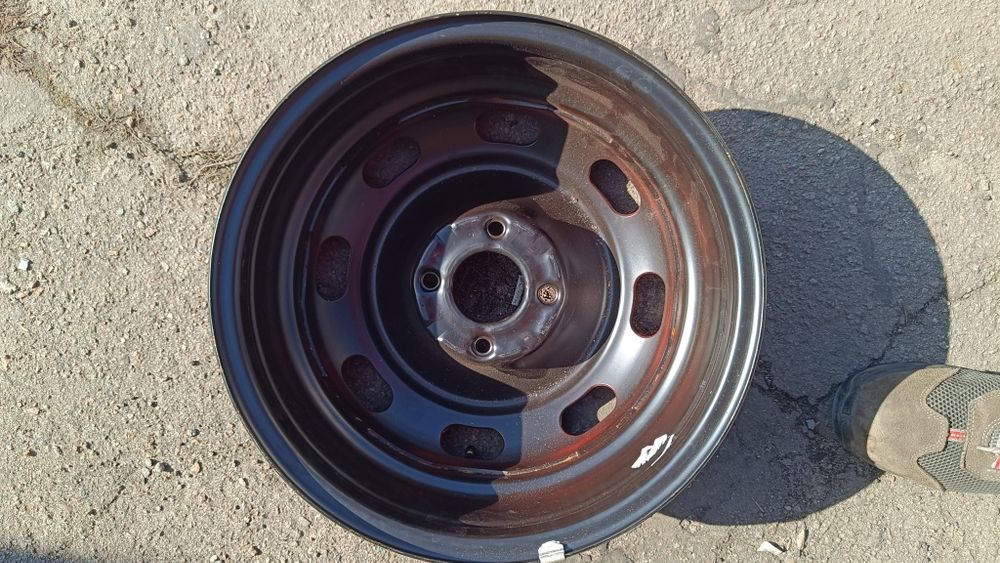 Продам диск на Сітроен, Пежо, Рено R 15
