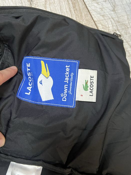 жилетка від lacoste