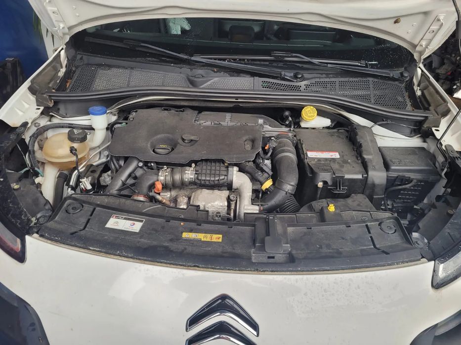 Citroen C4 Cactus 1.6 HDI de 2014 ás peças