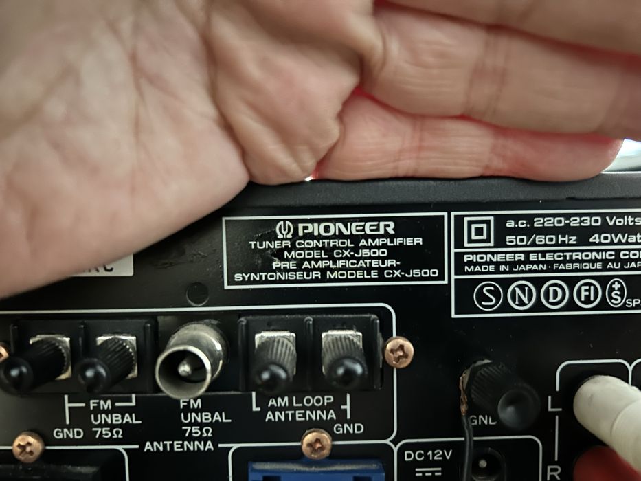 Aparelhagem PIONEER com remote control e colunas CELESTION