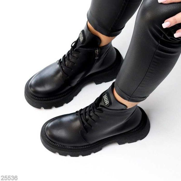 Демісезонні шкіряні чорні і шоколадні черевики, кожаные ботинки 36-40р