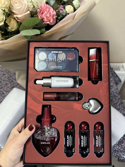 Колекційний набір сутінки twilight saga sheglam