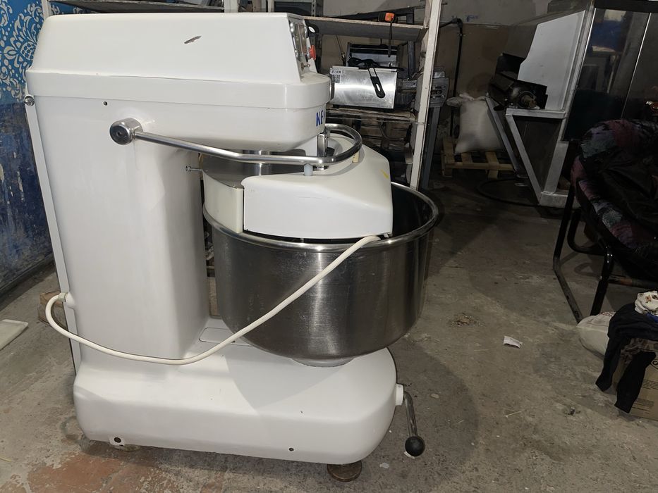 Тестомес KEMPER на 85 л.