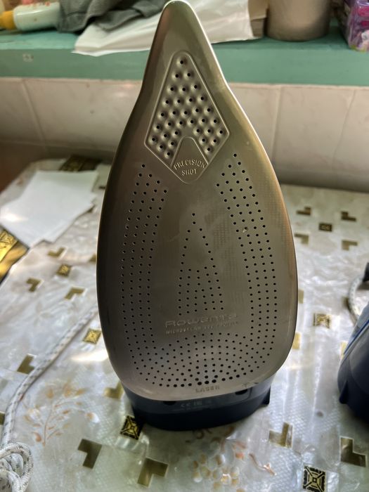Продам Утюги Праски Rowenta 9240. 7120 Б/у