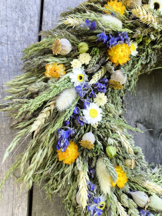 Віночок натуральний з сушених трав і квітів на двері/стіну