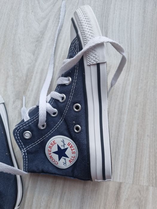 Converse Trampki r 28