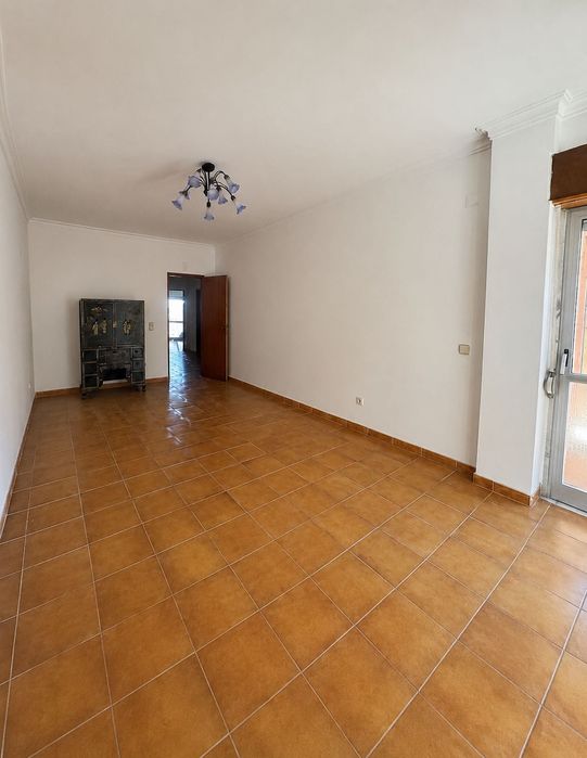 Quarto para alugar Mem Martins