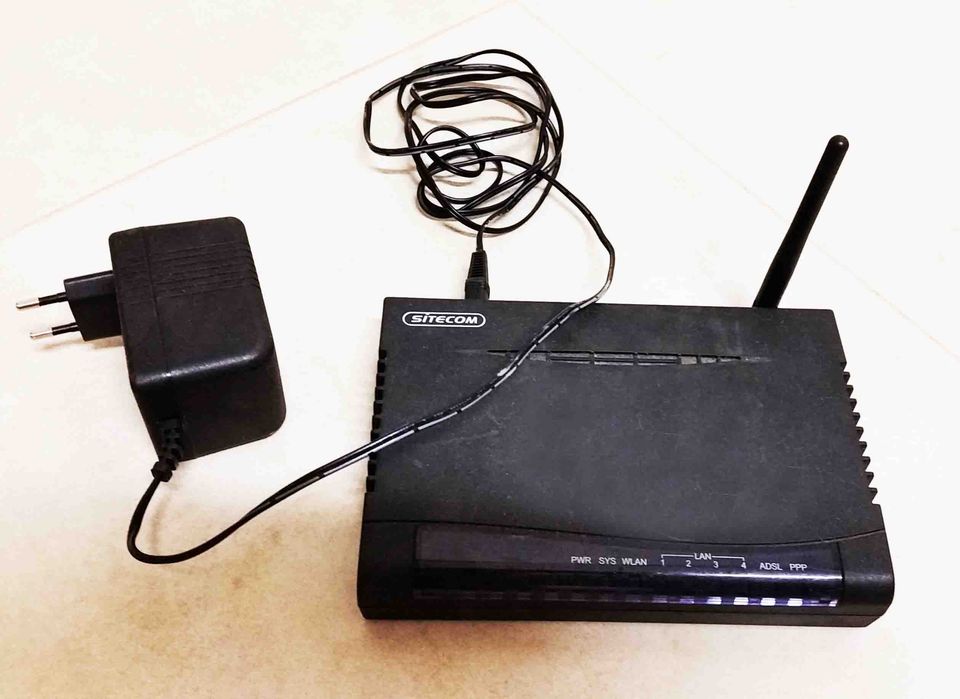 Modem - Router - ONT - Switch (Alcatel, Thomson, PT, Sitecom)
