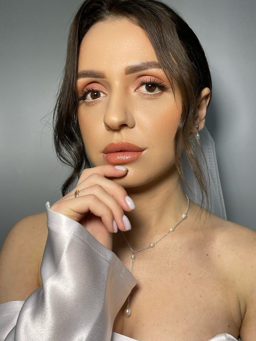 Макіяж-Зачіски Візажист  Житомир