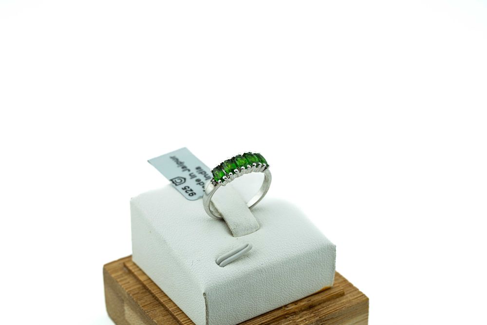 Srebrny pierścionek z diopsydami i diamentami piękny ciekawy wzór 925