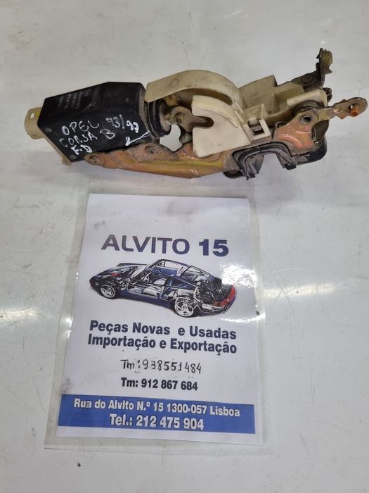 fechadura porta frente direita Opel Corsa B