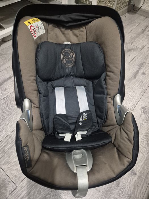 Автокрісло Cybex Platinum