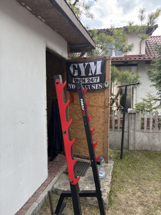 Stojaki na silownie FERROS
