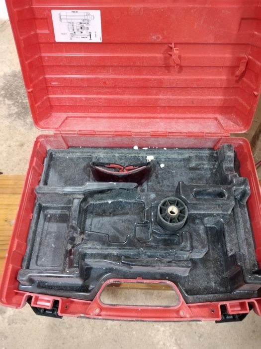 Laser PM 4-m HILTi