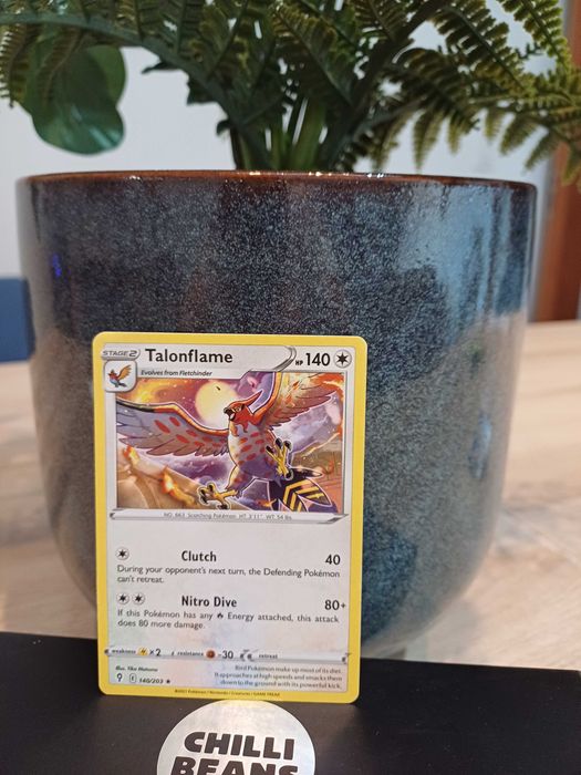 Carta Pokémon Talonflame #140/203