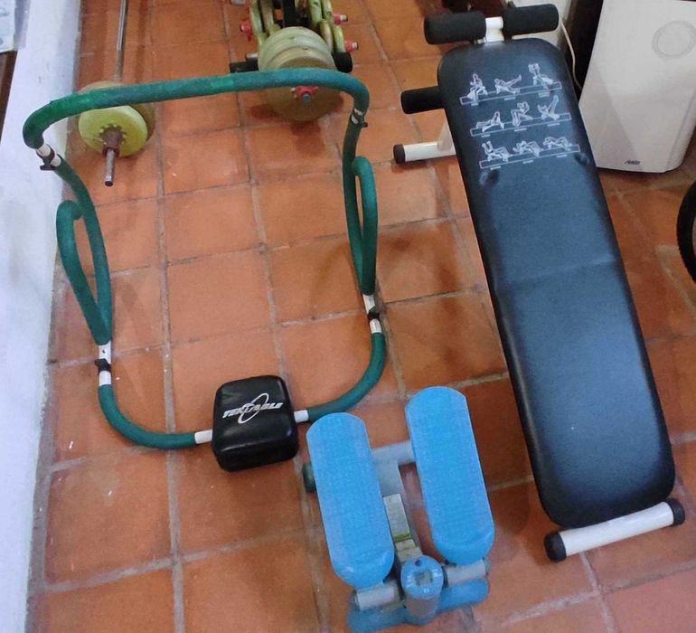 Conjunto de artigos de ginásio 1