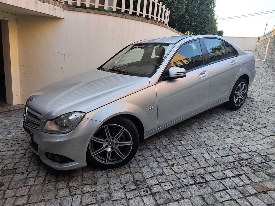 Mercedes-Benz C 180 Diesel — 115.000 km comprováveis | Excelente estado