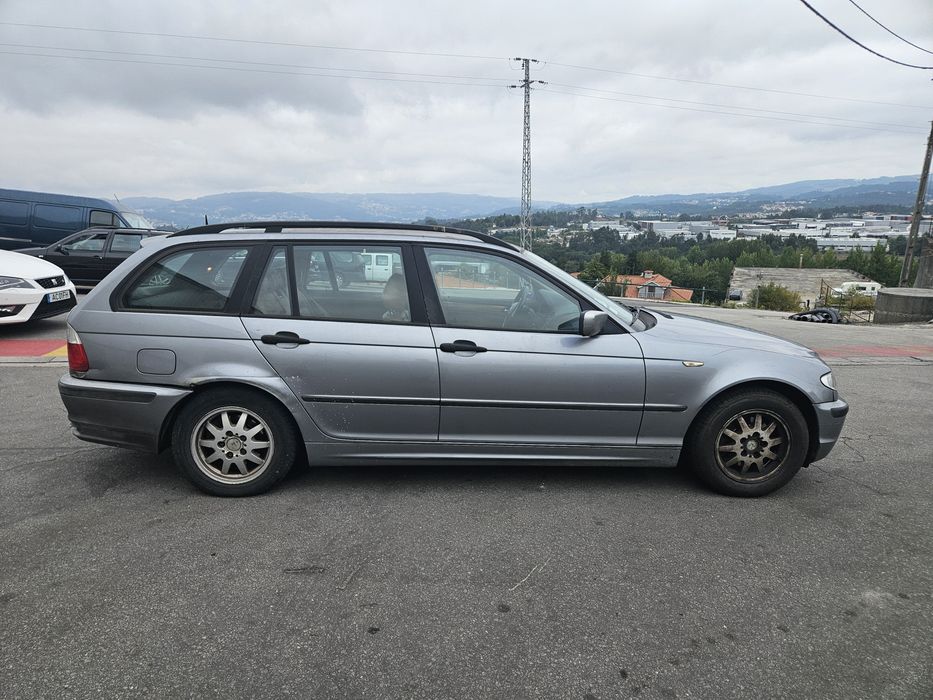 BMW E46 320D Touring de 2004 para peças