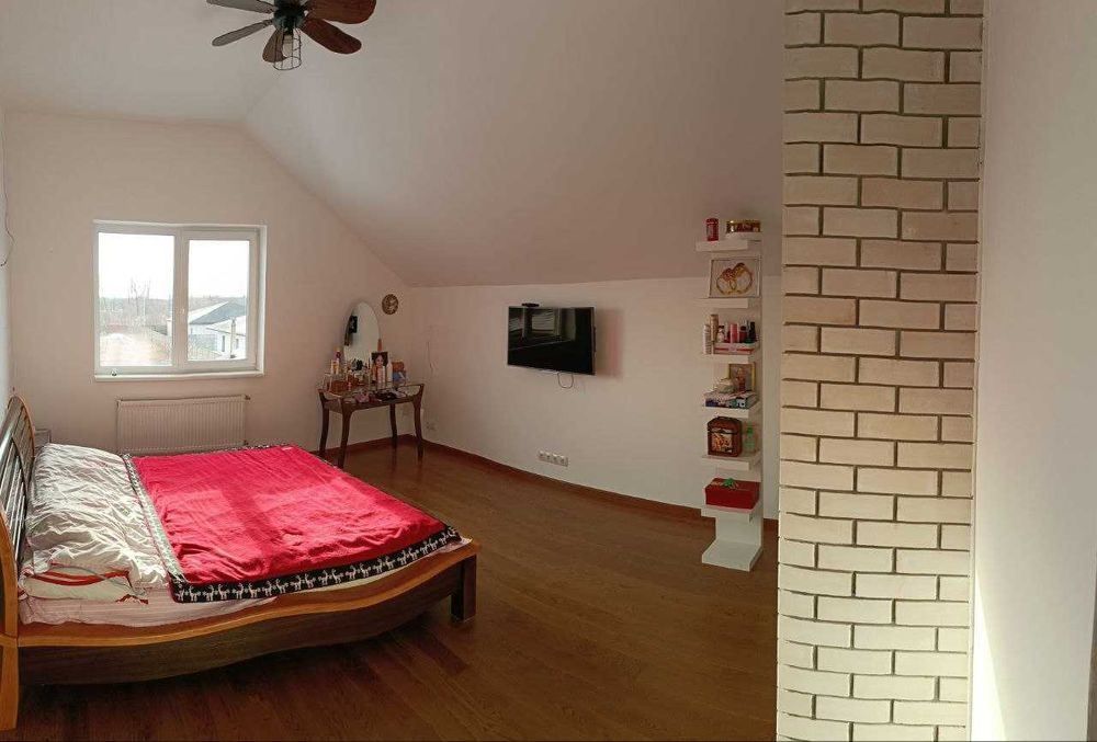 Продам дом в пос.Обуховка напротив леса