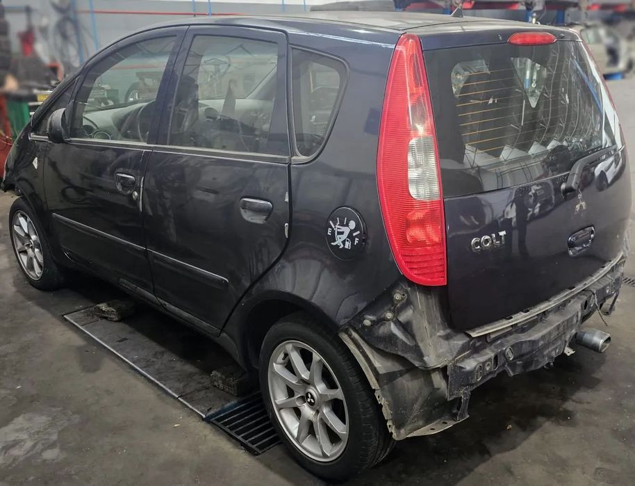 MITSUBISHI COLT para peças