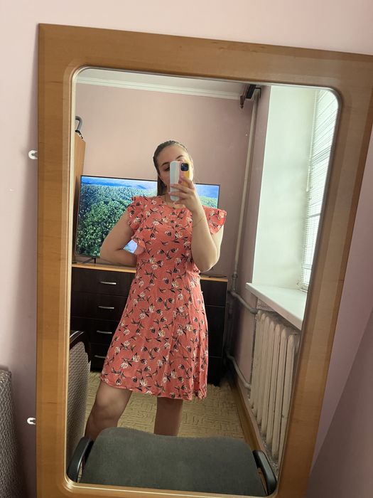 Сарафан, плаття