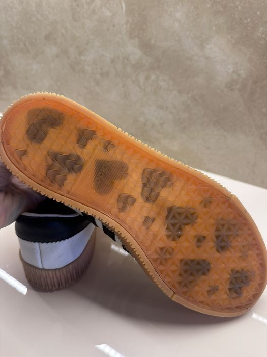 Кроссовки  Adidas модель Sambarose
