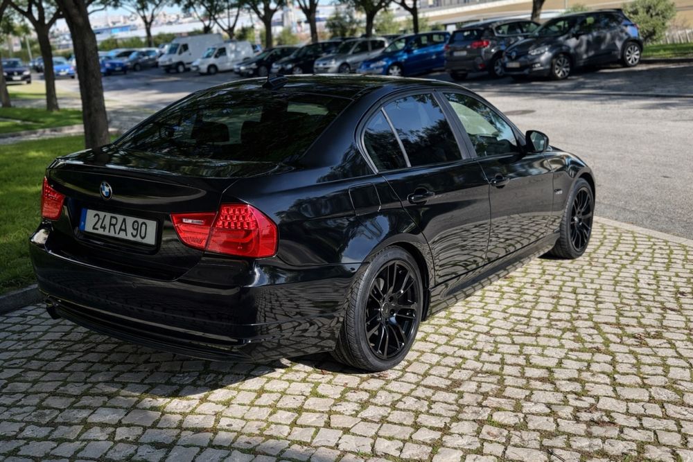 BMW 318D 2012/12 2 Proprietarios