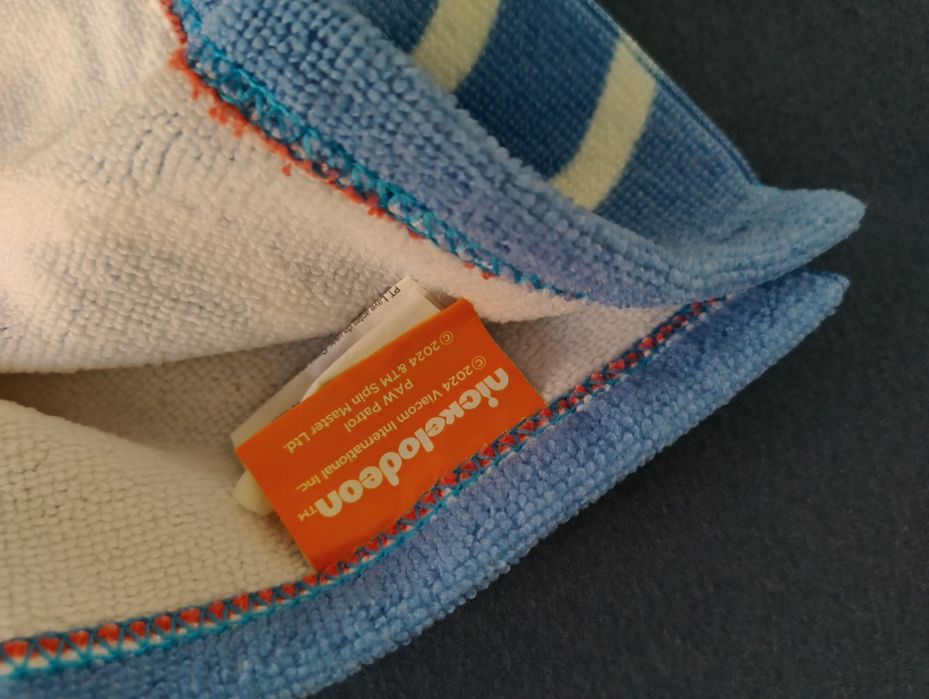 Kąpielowe ponczo dziecięce z kapturem