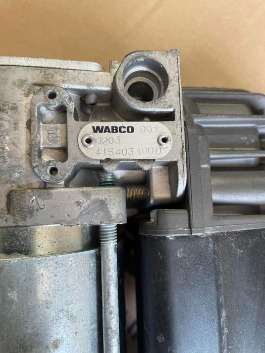 Компресор пневми, підвіски BMW e53, e39, e65