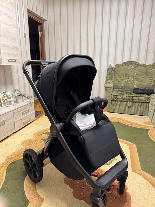 Продам коляску Carello Omega + (2 в 1)