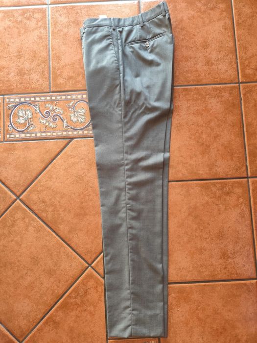 Fato Cinzento 48