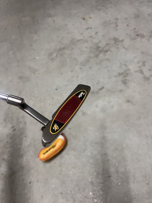 Putter- taco golfe esquerdinos