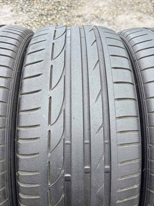 Літні Шини 235 45 R19 Bridgestone Potenza S001