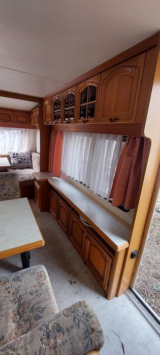 Караван кемпінги будинок на колесах кемпінг автодом