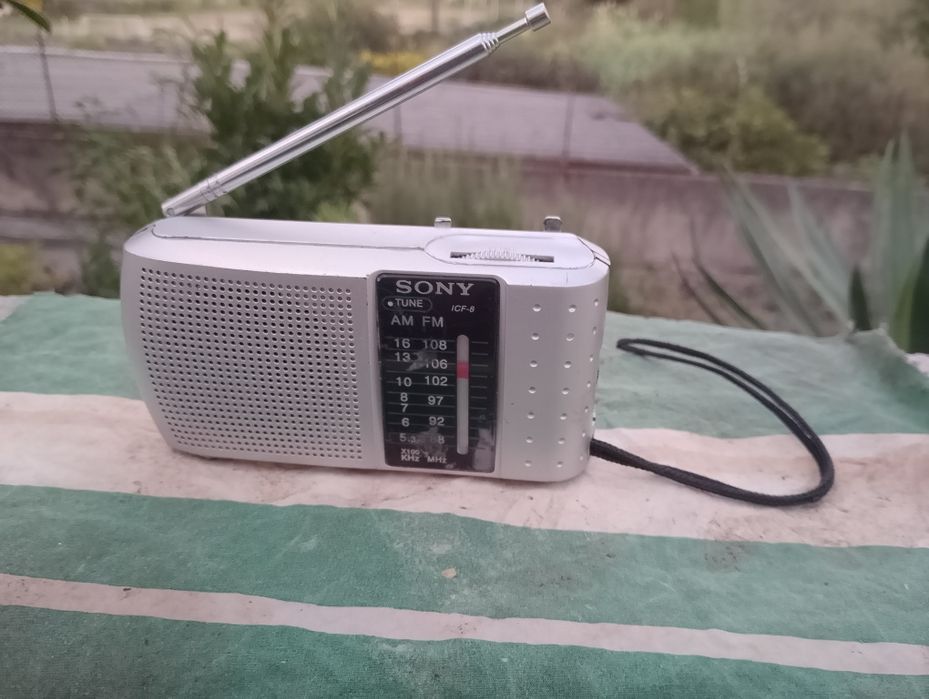 Rádio portátil, Sony