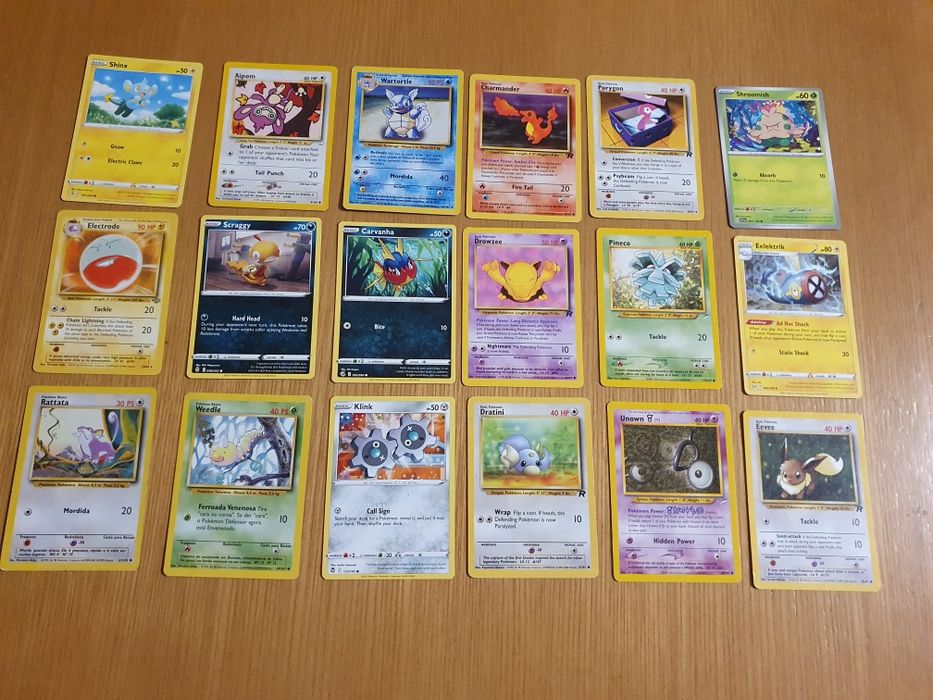 Lote de cartas Pokemon