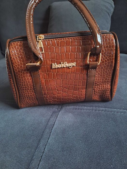 Torebki damskie na ramie