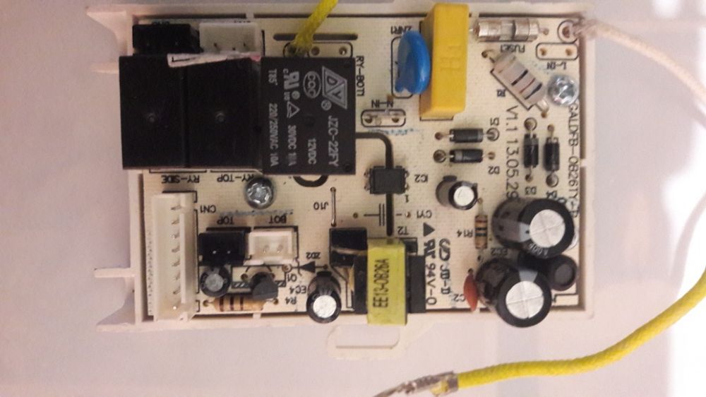 Плата питания мультиварки Vitek модельVt-4213На плате:GALDFB-OB26TY-P