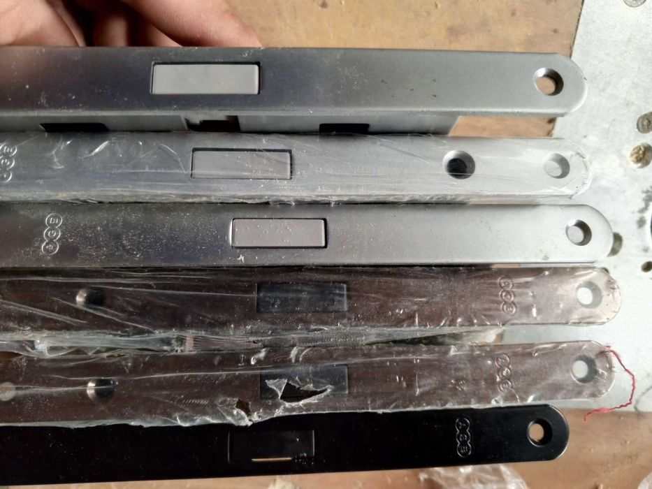 Магнітні замки..