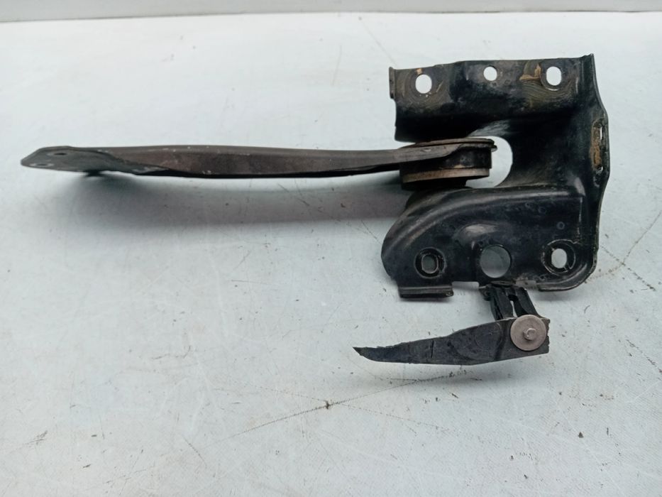 Braço de suspensão trás esquerdo MERCEDES-BENZ CLA Coupé (C118)