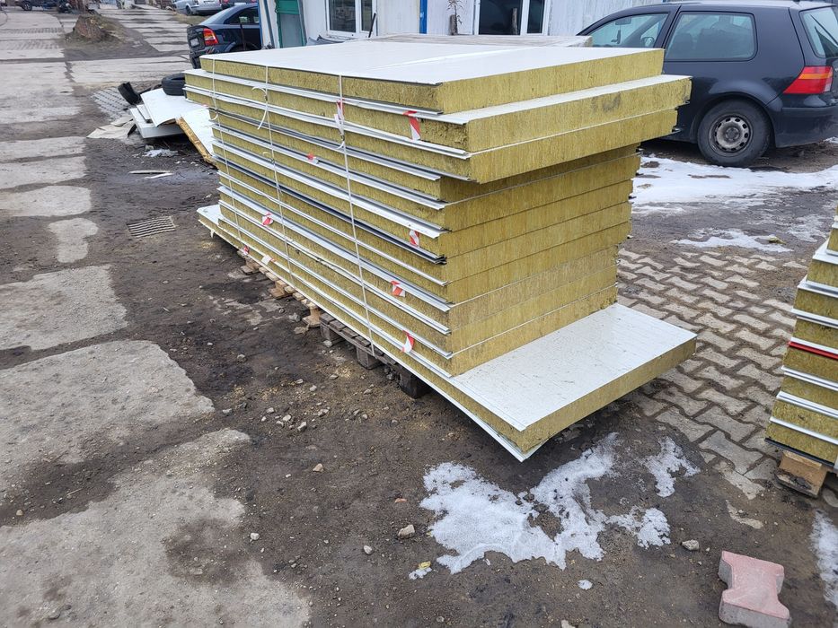 Plyty warstwowe 60,80,100,150,200mm