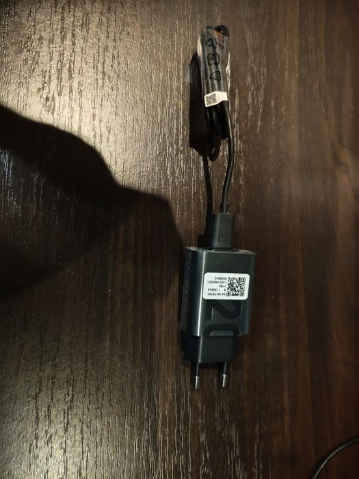 Продам блок зарядки Motorola  33w