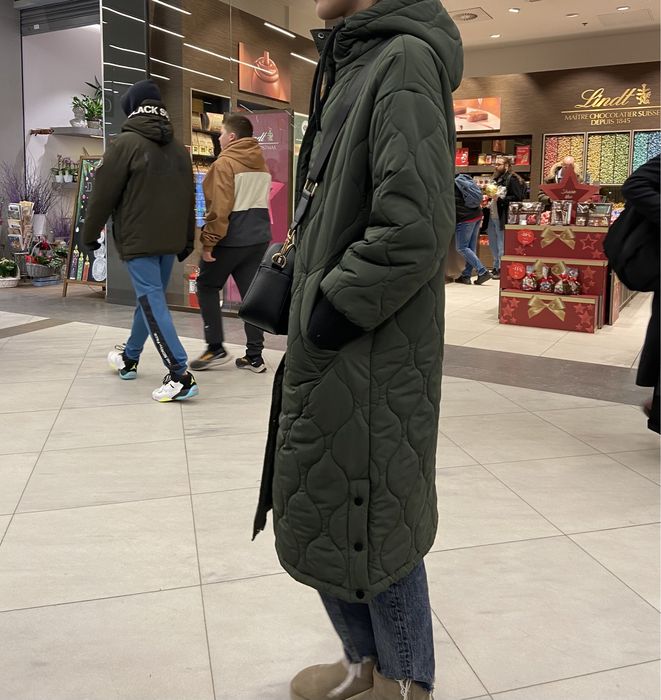 Пальто зеленое