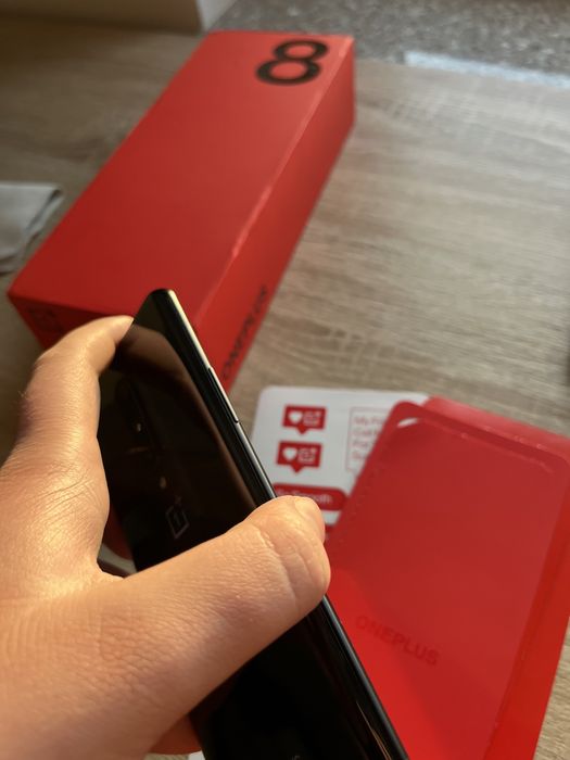 Telefon Oneplus 8 Black 8/128Gb Bogaty zestaw