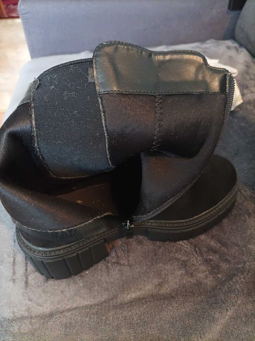 Botki damskie czarne zamszowe