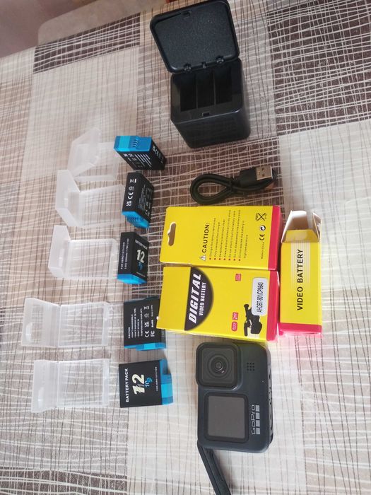 GoPro Hero 9 Black + акумулятори і зарядка